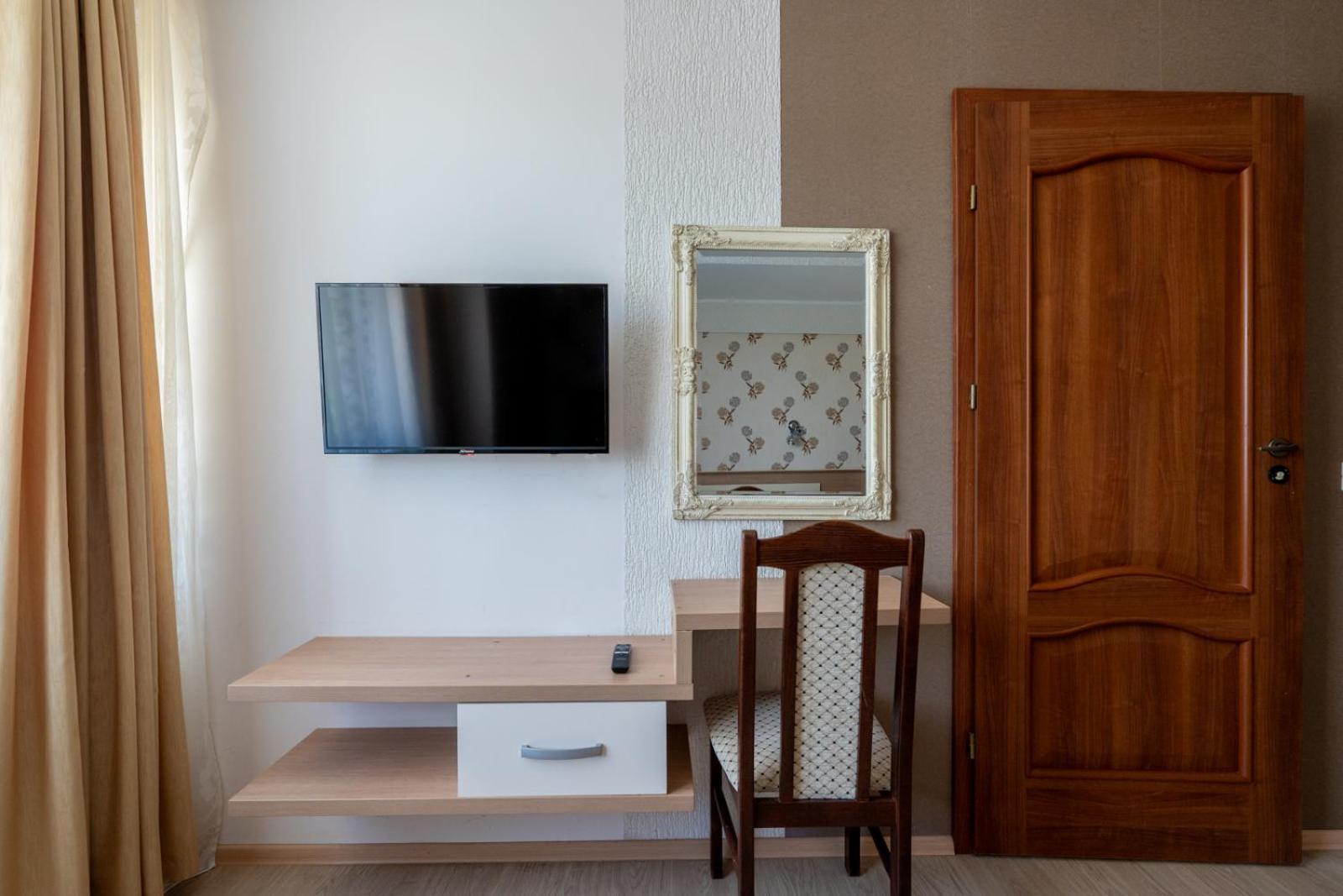 Farawayhomes Aparthotel Near Vienna Airport - Anytime Self Check-In Bruck an der Leitha Zewnętrze zdjęcie
